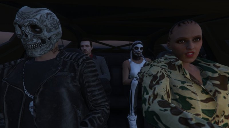 2017-10-31_Halloween2 bOnEs Dozy Emz Mercy.jpg