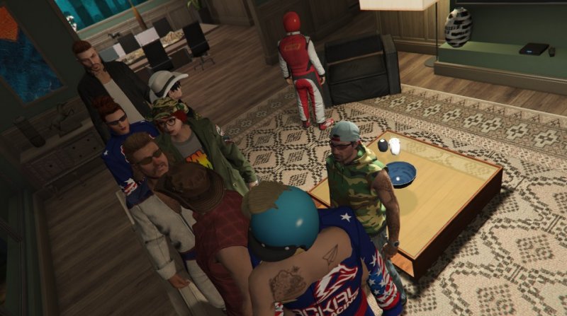 2017-11-14_MonsterTrucks28 couch crew full.jpg