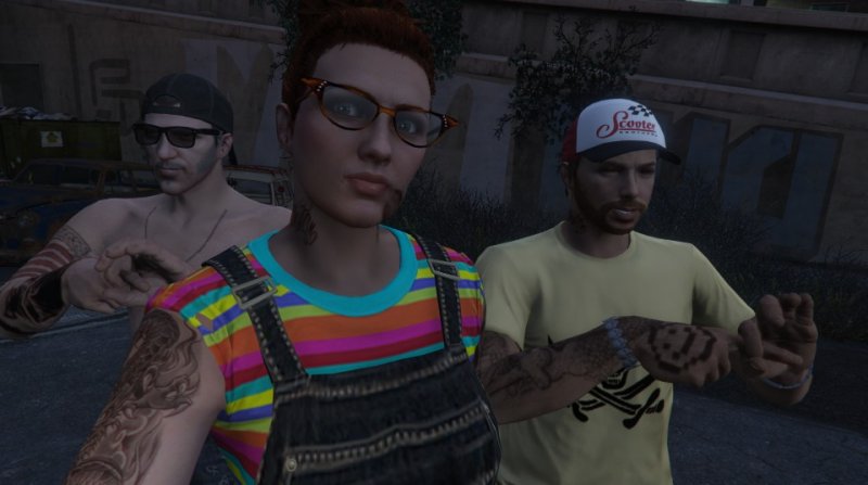 2018-03-27_NoTheme8 selfie with bOnEsy and Weev.jpg